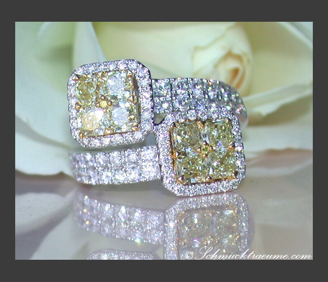 Magnificent Yellow Diamond Ring (Square Design) Magnificent Yellow Diamond Ring (Square Design)
