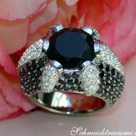 Opulenter Onyx Ring mit schwarzen & weißen Diamanten