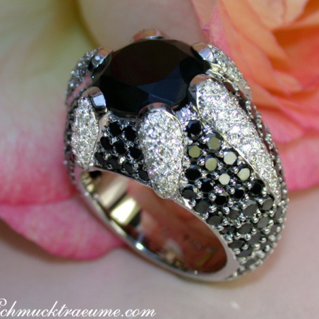 Opulent Onyx Ring with Black & White Diamonds