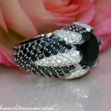 Opulent Onyx Ring with Black & White Diamonds