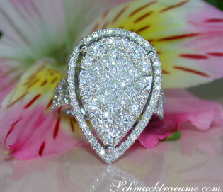 Unique Diamond Pear Ring (Princess & Brilliant Cut)