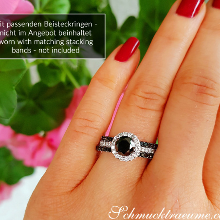 Pretty Black Diamond Solitaire Ring with White Diamonds