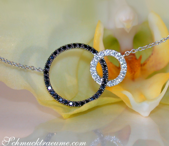 Pretty Circle Necklace with Black & White Diamonds Pretty Circle Necklace with Black & White Diamonds