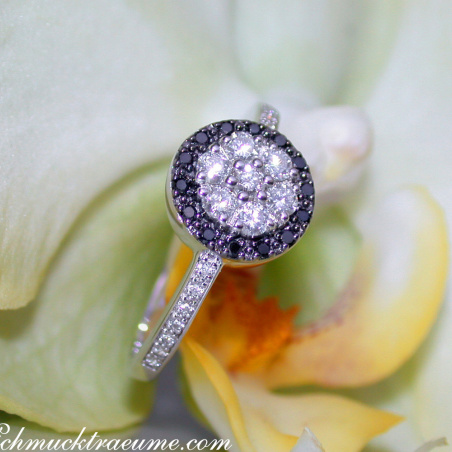 Timelessly Elegant Black Diamond Ring