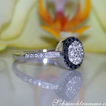 Timelessly Elegant Black Diamond Ring