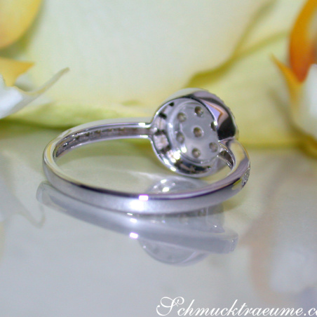 Timelessly Elegant Black Diamond Ring