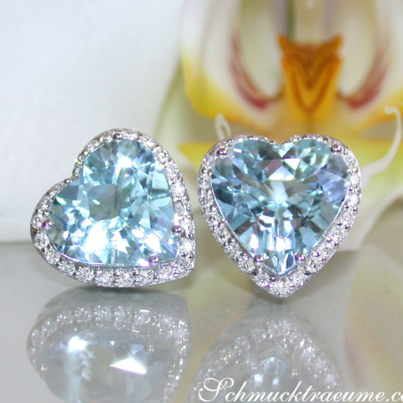 Pretty Aquamarine Heart Studs with Diamonds