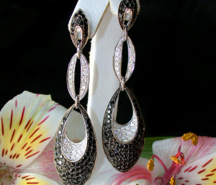 Modern Dangle Earrings with Black Diamonds