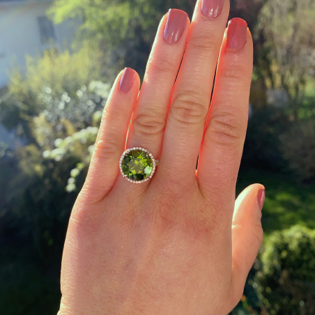 Fantastic Peridot Ring with Diamonds