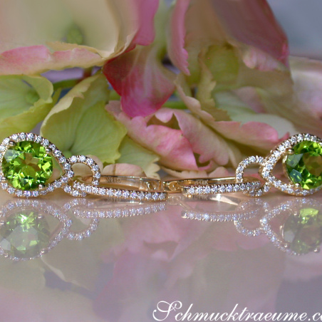 Enchanting Peridot Earrings with Diamonds