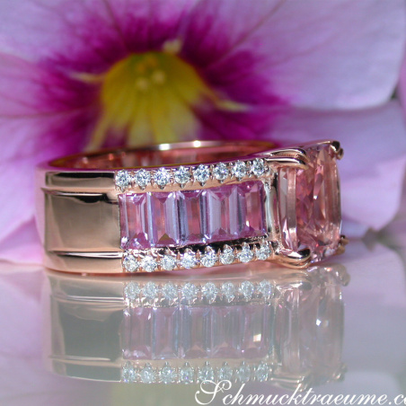 Exquisite Morganite Ring with Pink Sapphires and Diamonds