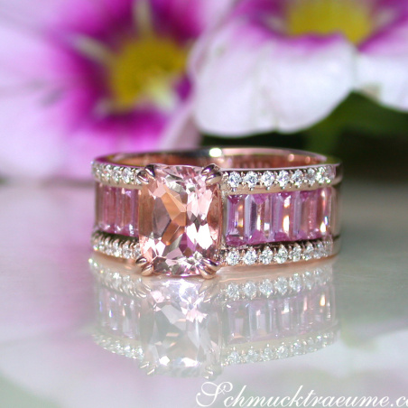 Exquisite Morganite Ring with Pink Sapphires and Diamonds