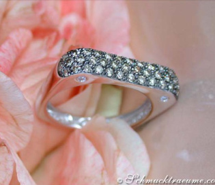 Edgy Brown Diamond Ring