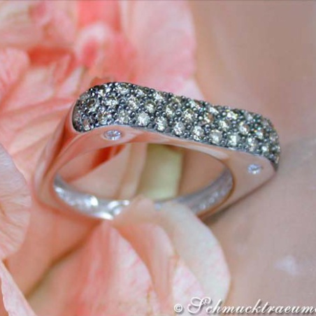 Edgy Brown Diamond Ring