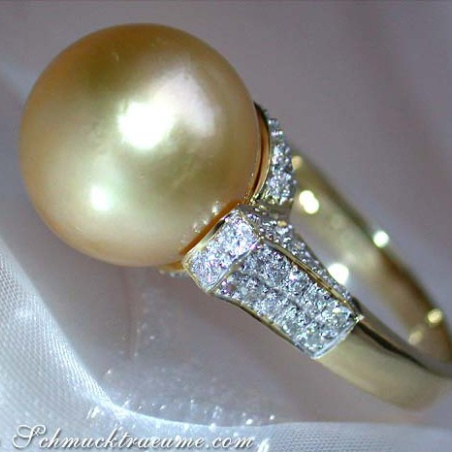Goldene Südseeperle Ring mit Brillanten in Gelbgold 585