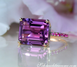 Striking Amethyst Ring with Rubies