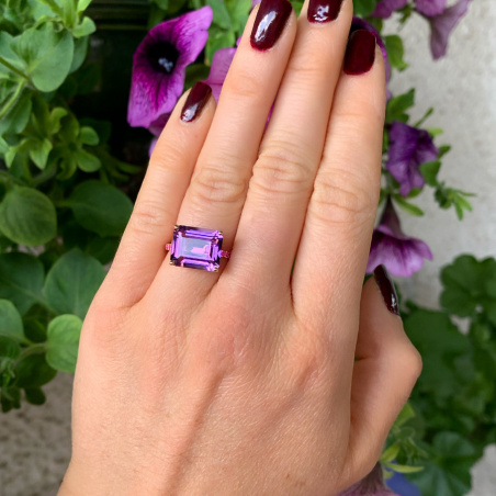 Striking Amethyst Ring with Rubies