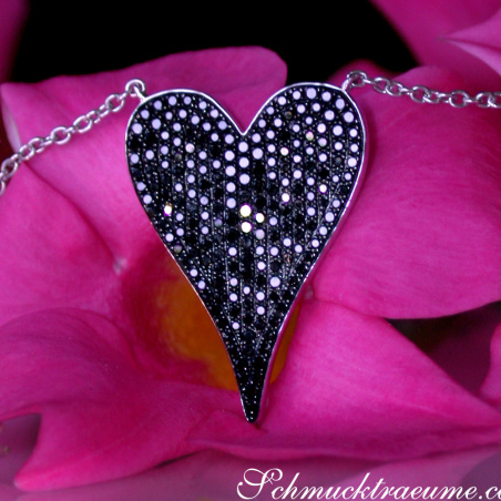 Extravagant Black Diamond Heart Necklace