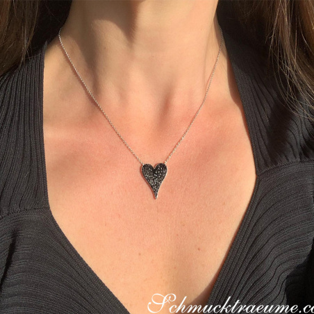 Extravagant Black Diamond Heart Necklace