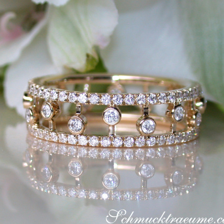 Enchanting Diamond Eternity Ring in Yellow gold 14k