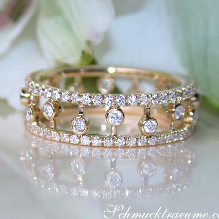 Enchanting Diamond Eternity Ring in Yellow gold 14k