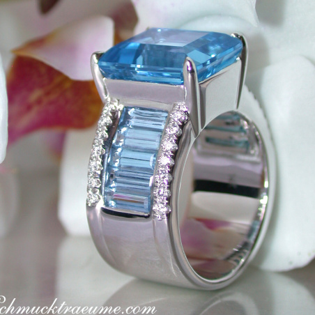 Extra Stately Blue Topaz Ring with Diamonds