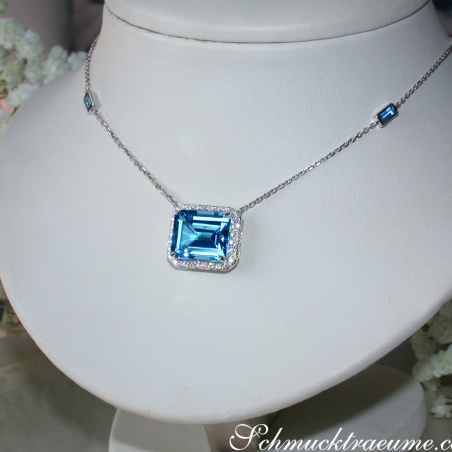 Magnificent Blue Topaz Necklace with Diamonds