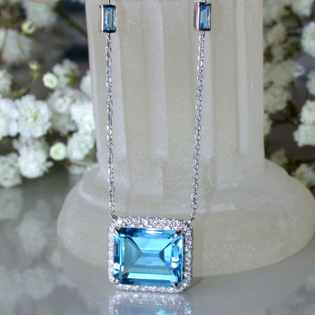 Magnificent Blue Topaz Necklace with Diamonds