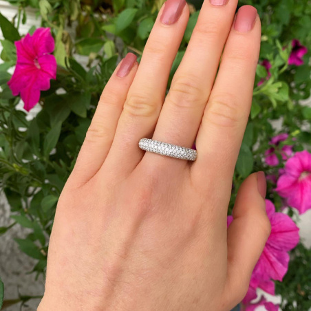 Picture Perfect Diamond Pavé Ring in White gold