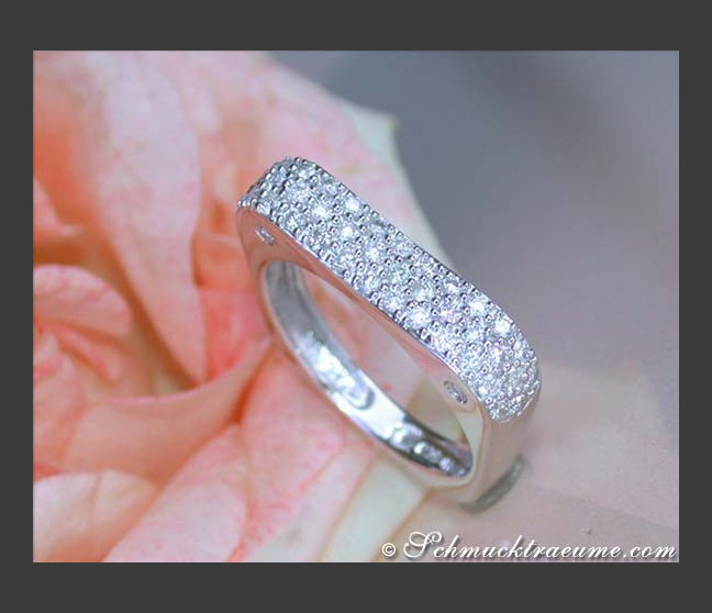 Eckiger Diamanten Ring in Weißgold 585