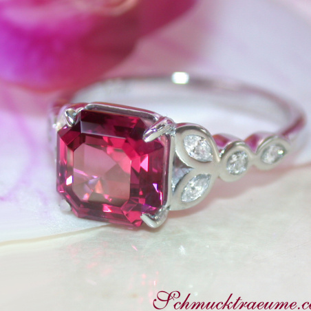 Exquisite Rhodolite Ring with Diamonds