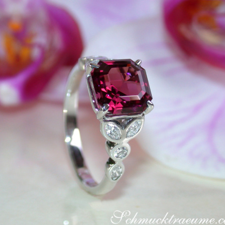 Exquisite Rhodolite Ring with Diamonds