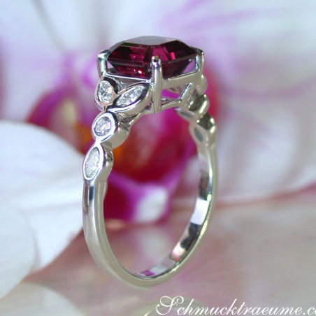 Exquisite Rhodolite Ring with Diamonds