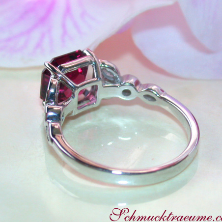 Exquisite Rhodolite Ring with Diamonds
