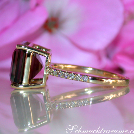Ungewöhnlicher Rauchquarz Ring mit braunen Diamanten