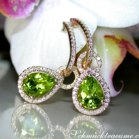 Convertible Peridot earrings with diamonds
