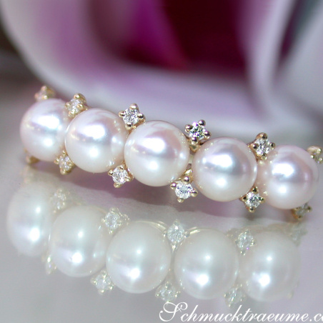 Baby Akoya Perlen Ring mit Diamanten