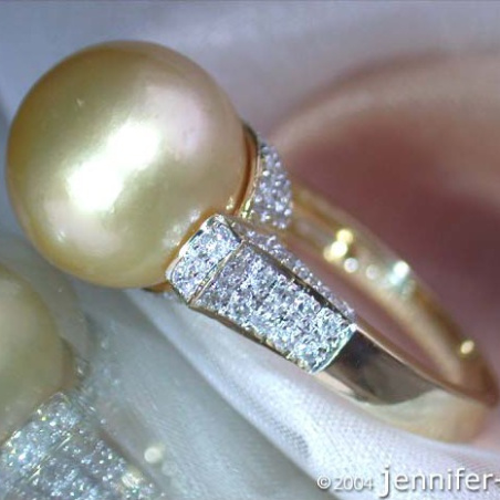 Goldene Südseeperle Ring mit Brillanten in Gelbgold 585