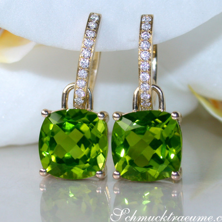 Wende Ohrringe "Kissen" mit Peridot und Diamanten