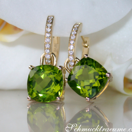 Wende Ohrringe "Kissen" mit Peridot und Diamanten
