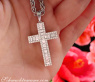 Ausgesuchter Kreuz Anhänger mit Baguette Diamanten
