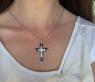 Kreuz Anhänger mit schwarzen Diamanten