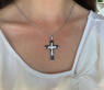 Kreuz Anhänger mit schwarzen Diamanten