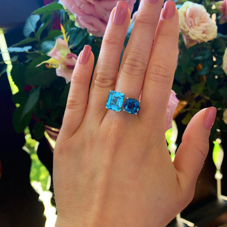 Wonderful Blue Topaz "Toi et Moi" Ring