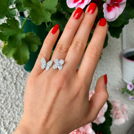 Feminine Diamond Ring "Butterfly meets Flower"