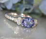 Femininer Tansanit Ring mit Brillanten