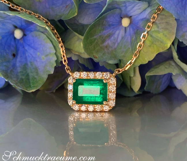 Smaragd Halskette mit Brillanten in Gelbgold 585