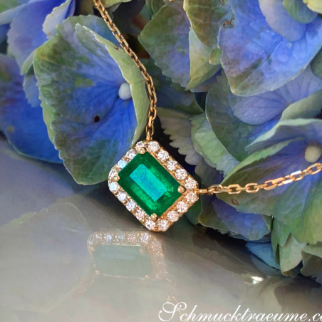 Smaragd Halskette mit Brillanten in Gelbgold 585