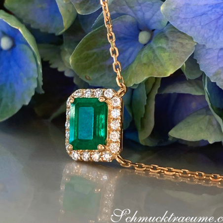 Smaragd Halskette mit Brillanten in Gelbgold 585