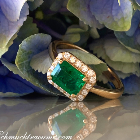 Smaragd Ring mit Brillanten in Gelbgold 585